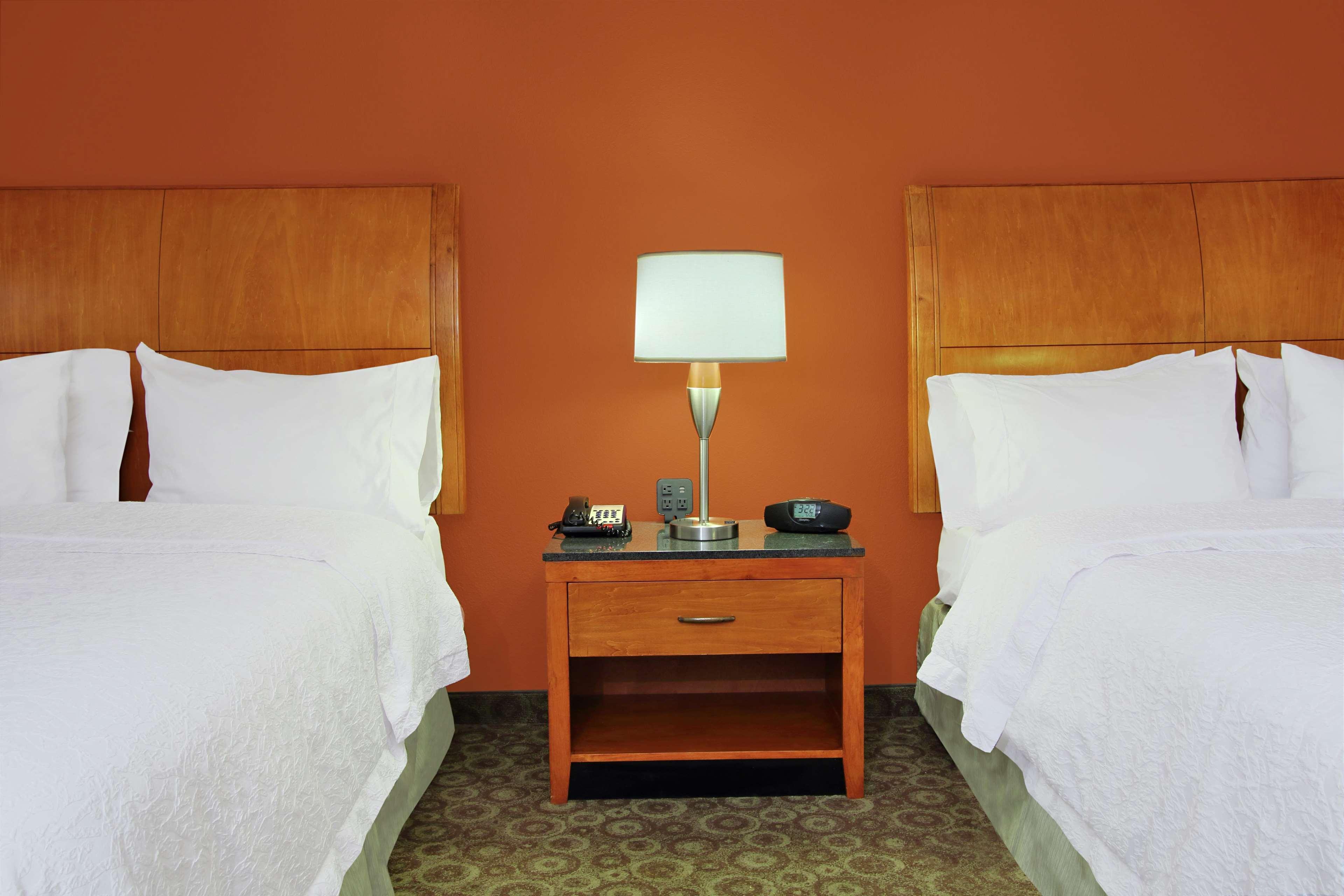 Hampton Inn & Suites Buffalo Bagian luar foto