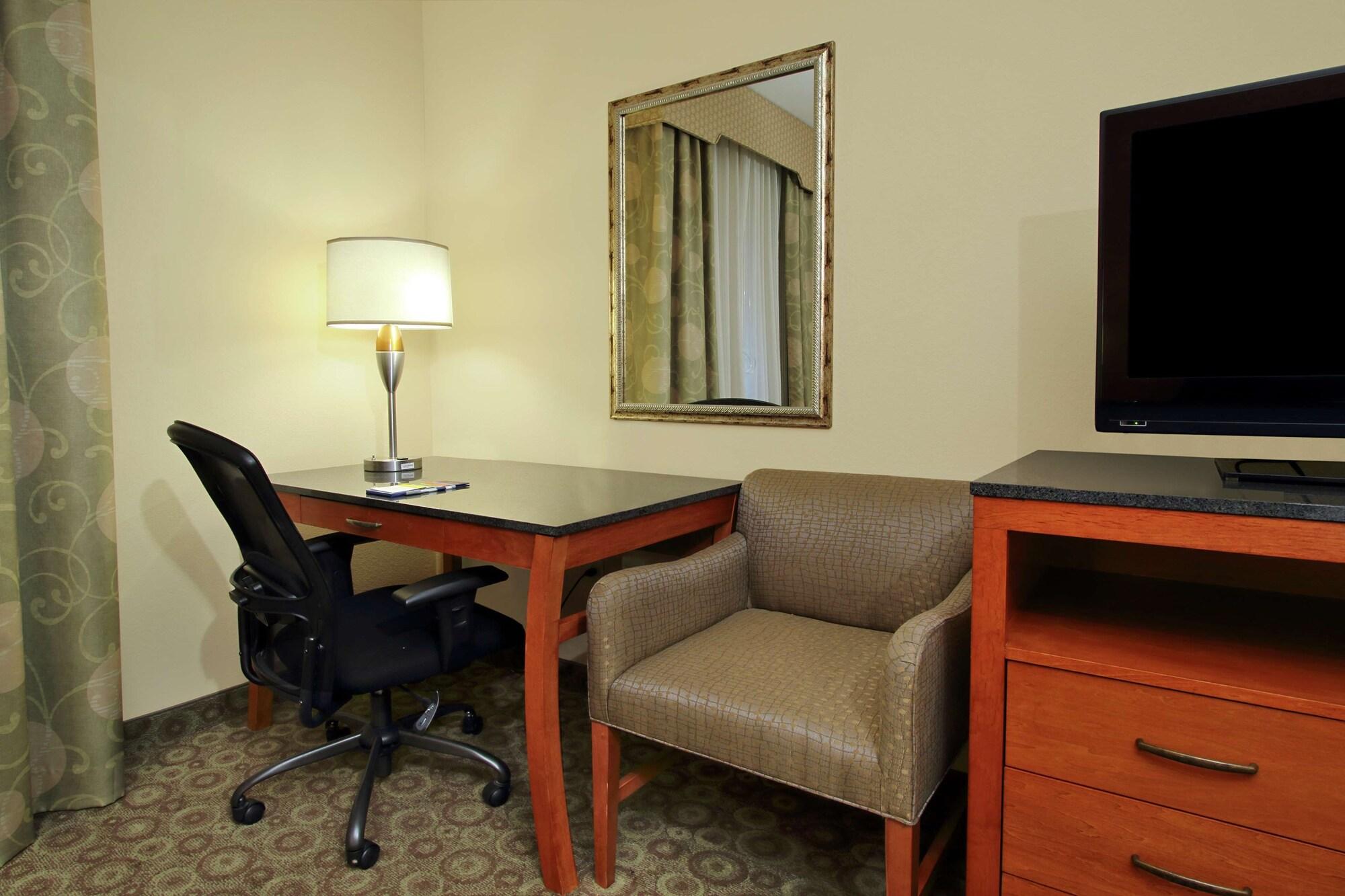Hampton Inn & Suites Buffalo Bagian luar foto