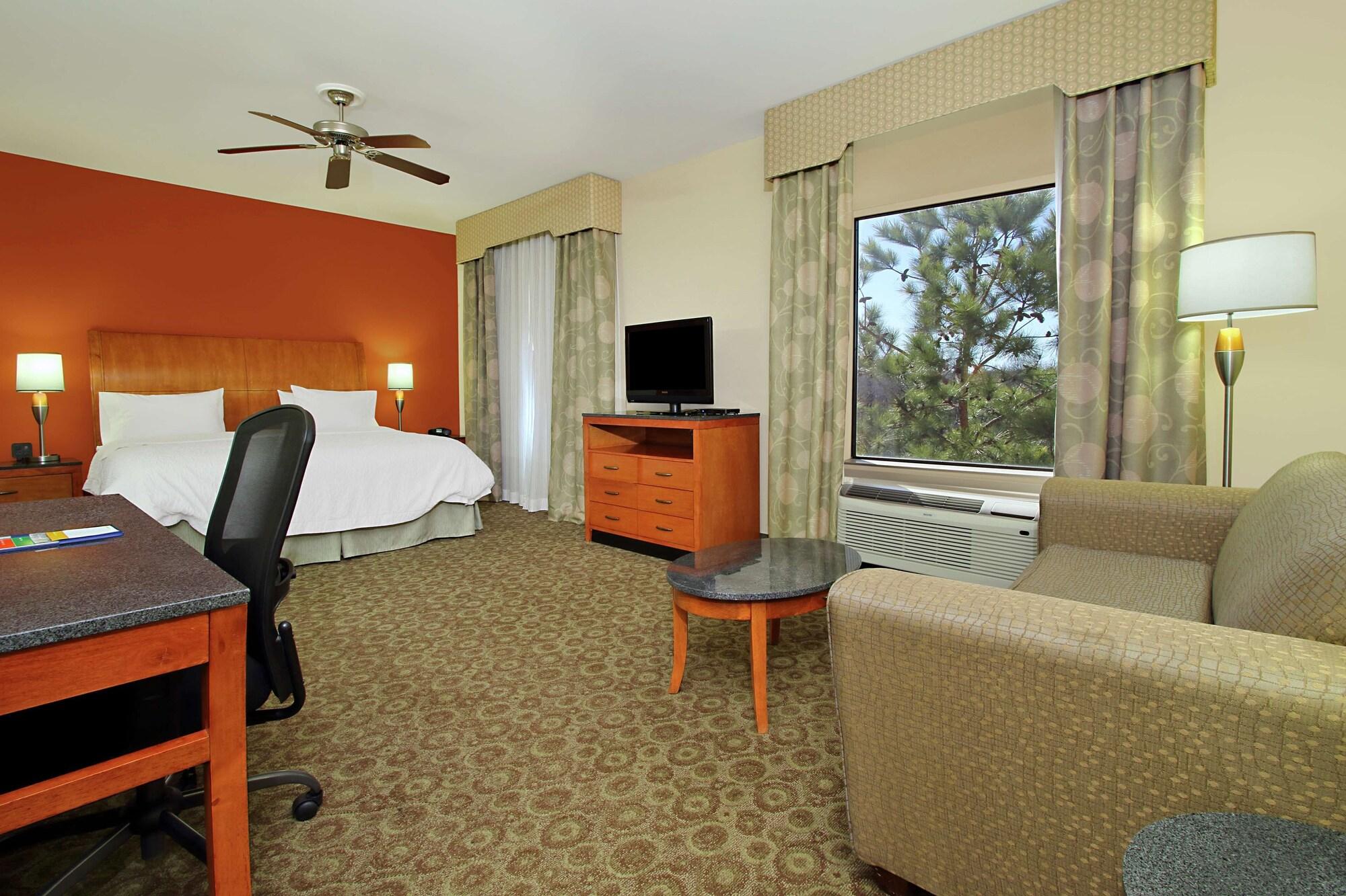 Hampton Inn & Suites Buffalo Bagian luar foto