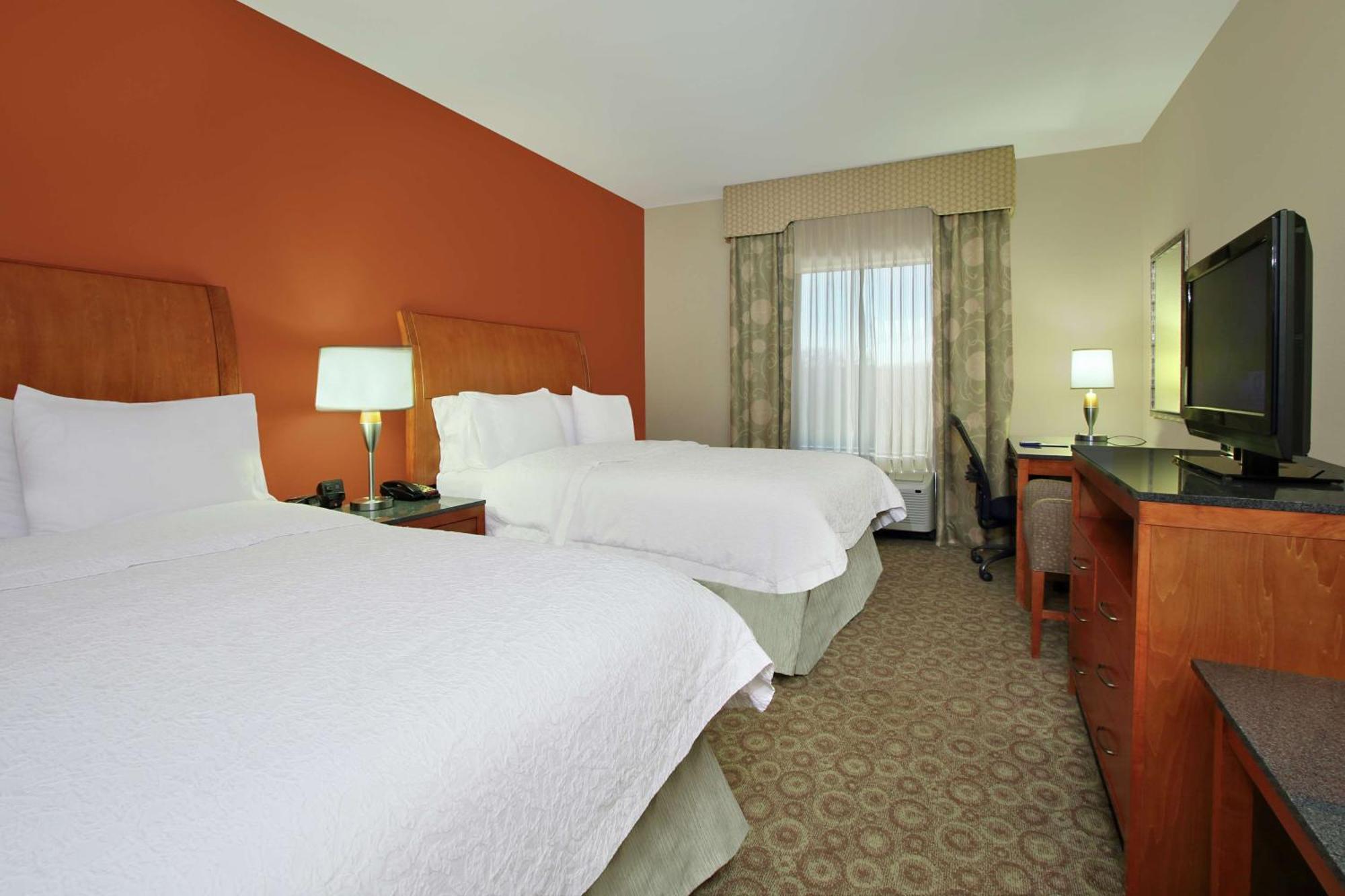 Hampton Inn & Suites Buffalo Bagian luar foto